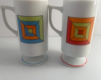 Vintage Japanese Pedestal Mugs Set of 2 – Retro 1970s Geometric Design – Mid Century Modern Footed Coffee Cups
