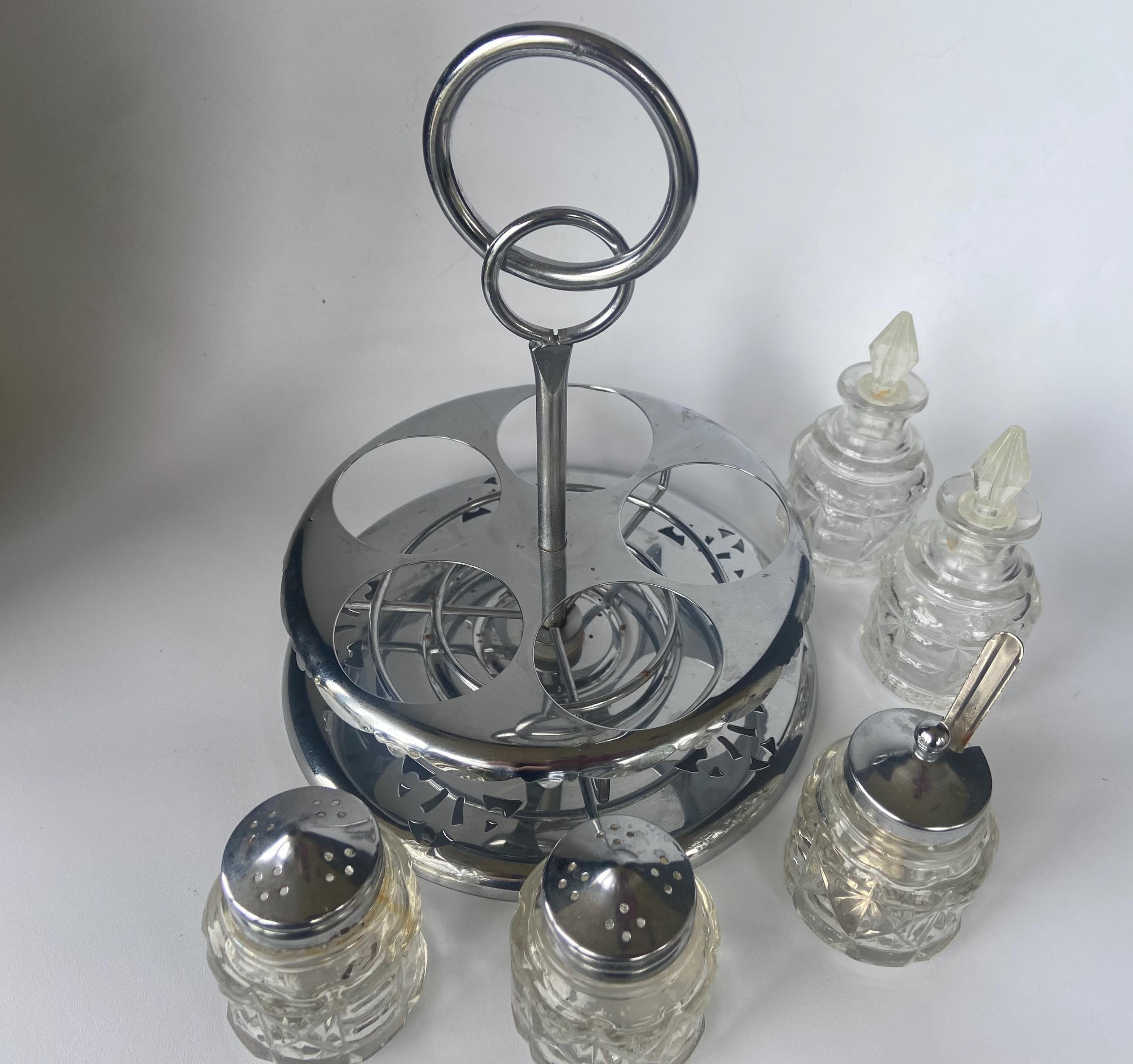 6 Pc Rotating Cruet Set / Silver Metal & Glass Cruet Set