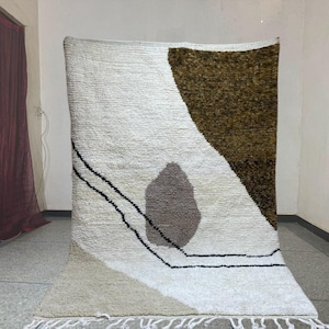 Tapis berbère original marocain blanc Beni Ourain personnalisé, tapis marocain traditionnel en laine, fait main, magnifique tapis marocain multicolore