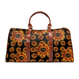 Vibrant Flower Print Waterproof Travel Bag, Weekend Getaway Bag, Floral Duffle, Beach Bag, Adventure Tote, Stylish Luggage
