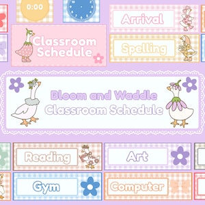 Può includere: Un set di orari scolastici color viola pastello con varie etichette rettangolari a quadretti vichy. Le etichette includono testi come Classroom Schedule, Arrival, Spelling, Reading, Art, Gym e Computer, decorate con illustrazioni di oche che indossano cappelli di fiori.