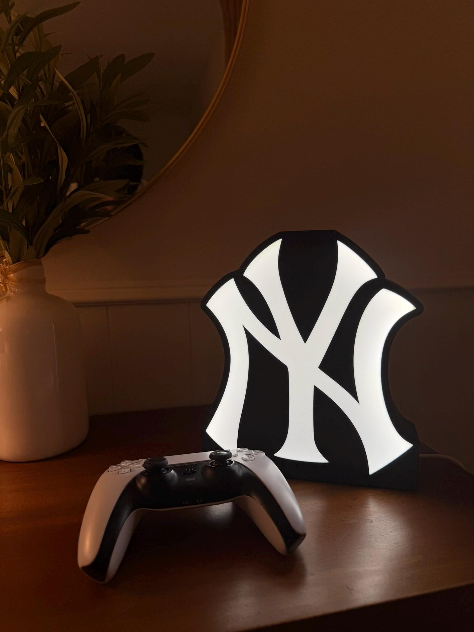 New York Yankeesニューヨークヤンキースレストランクリスマスライト il_fullxfull.8135968108_b038.jpg