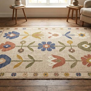 Handgjord skandinavisk blommig ullmatta, svensk folkkonstmatta, boho stugmatta, färgglad botanisk matta, löpare i anpassningsbar storlek