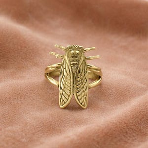 Cicada Ring Gold Insect Ring Nature Jewelry Artisan Ring Bug Lover Gift Statement Ring Unique Handmade Jewelry Women Men