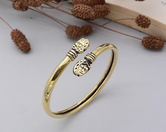 Tribal Brass Head Bangle – Handmade Adjustable Boho Cuff Bracelet – Ethnic Antique Style Jewelry for Men & Women – African Inspired Bangle