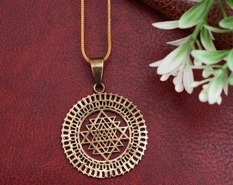 Sri Yantra Necklace Sacred Geometry Pendant Gold Tone Spiritual Jewelry Meditation Yoga Gift