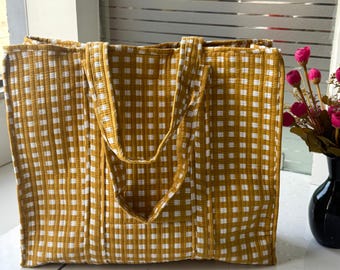 Bolso tote indio vintage hecho a mano de cuadros mostaza – Bolso de mano acolchado de algodón, bolso de compras sostenible, bolso tote grande para el trabajo y los viajes