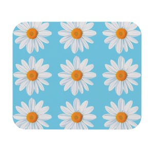 Floral Daisy Mouse Pad, Cute Desk Accessory for Home Office, Gift for Flower Lovers, Bright Decor for Work Desk, Nature Inspired