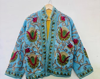 Handgemaakte Suzani Kantha Boho geborduurde katoenen jas | Handgemaakte bloemenjas, cadeau bruidsmeisje, winterjas, kerstcadeau voor haar