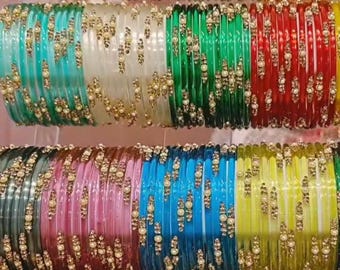144 kleurrijke churi-doos met glazen armbanden: maat 2,2, 2,4, 2,6, 2,8 Indiase Pakistaanse bruidsbruiloftchuraset