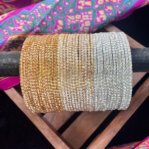 Brazaletes metálicos con piedras doradas: Churi para bodas indias, juego de 36