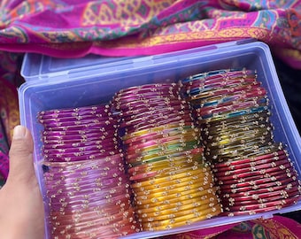 144 kleurrijke glazen armbandenset: Indiase bruidschuri-doos maat 2,2, 2,4, 2,6, 2,8 "
