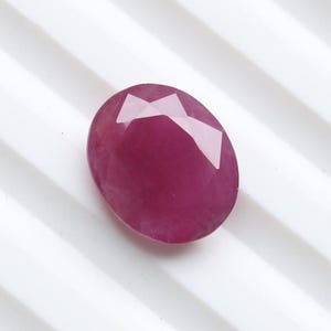 Ruby Cut Gemstone , Natural Red Ruby Emerald Cut Oval Faceted Cabochon , Loose Ruby Gemstone ,Ruby Ring Cut For Jewellery Supply 10.5X8.5MM