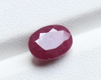 AAA+++ Natural Red Ruby Oval Emerald Cut Faceted Cabochon 9x7mm Loose Gemstone for Jewellery
