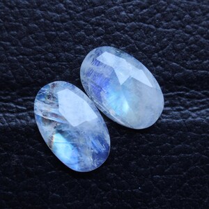 Natuurlijke maansteen roosgeslepen edelsteen, regenboogmaansteen roosgeslepen ovale gefacetteerde cabochon, losse roosgeslepen gefacetteerde cabochon, 16 x 10 mm, ct.11,50