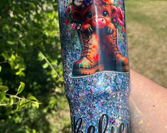 Vaso de 40 oz con asa, vaca, flores y bola de nieve azul con purpurina "Believe"
