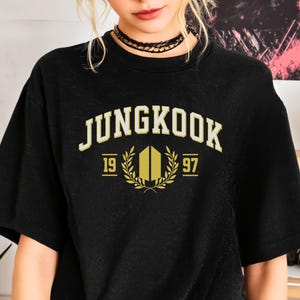 Jungkook T-shirt BTS Jung Kook shirt cadeau pour fan de Jungkook BTS merch bts Army mode Jungkook bts sweatshirt Jungkook vêtements K-Pop