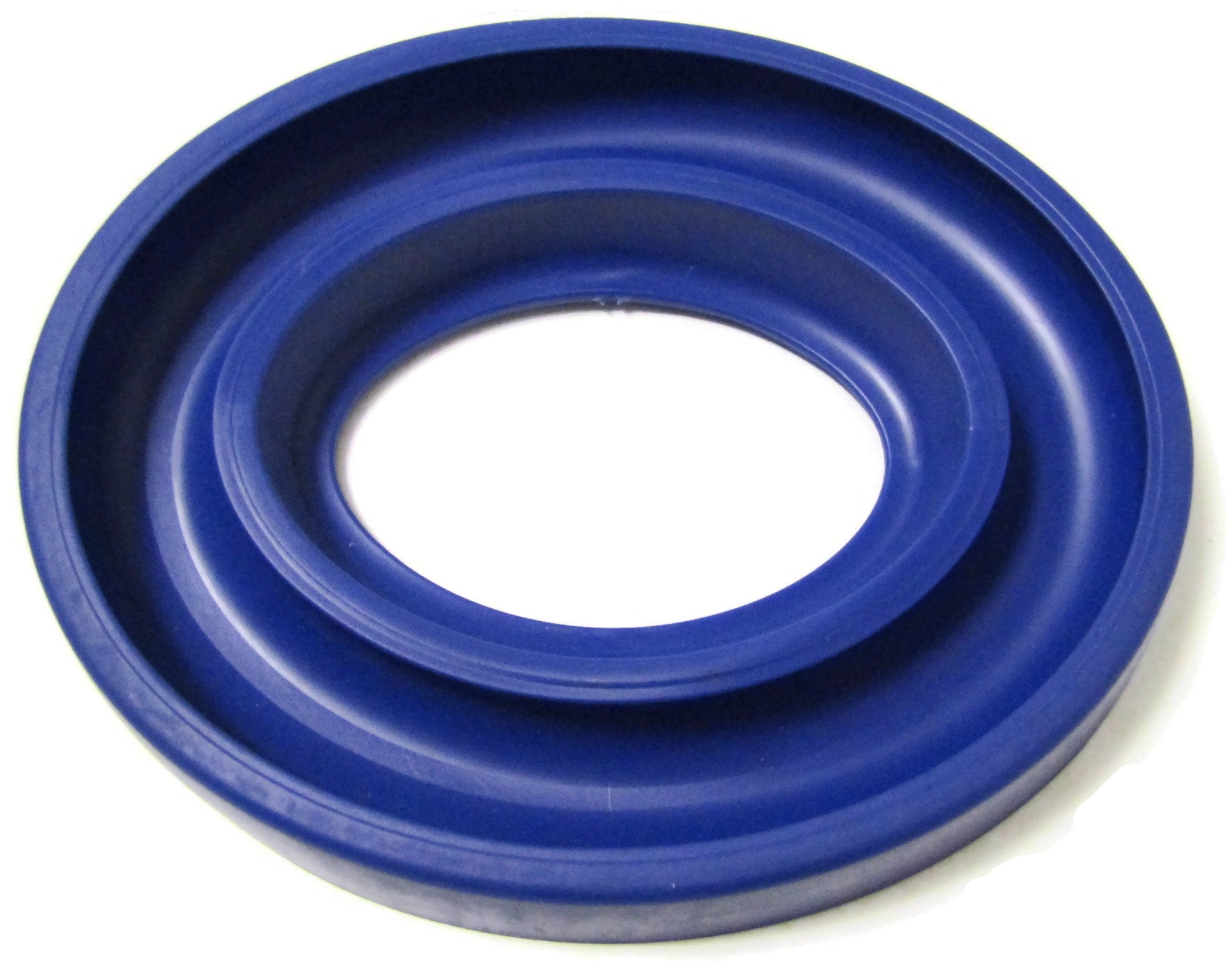 Ring holder for sewing machine bobbins