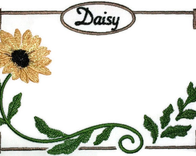 Daisy embroidered quilt label for blocks or tops, to customize with your personal message