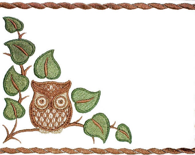 Owl on a branch embroidered quilt label to customize with your personal message - label #1255
