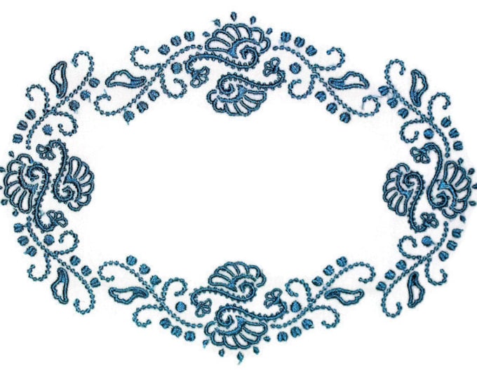 Blue candlewick filigree embroidered quilt label to personalize with your own message