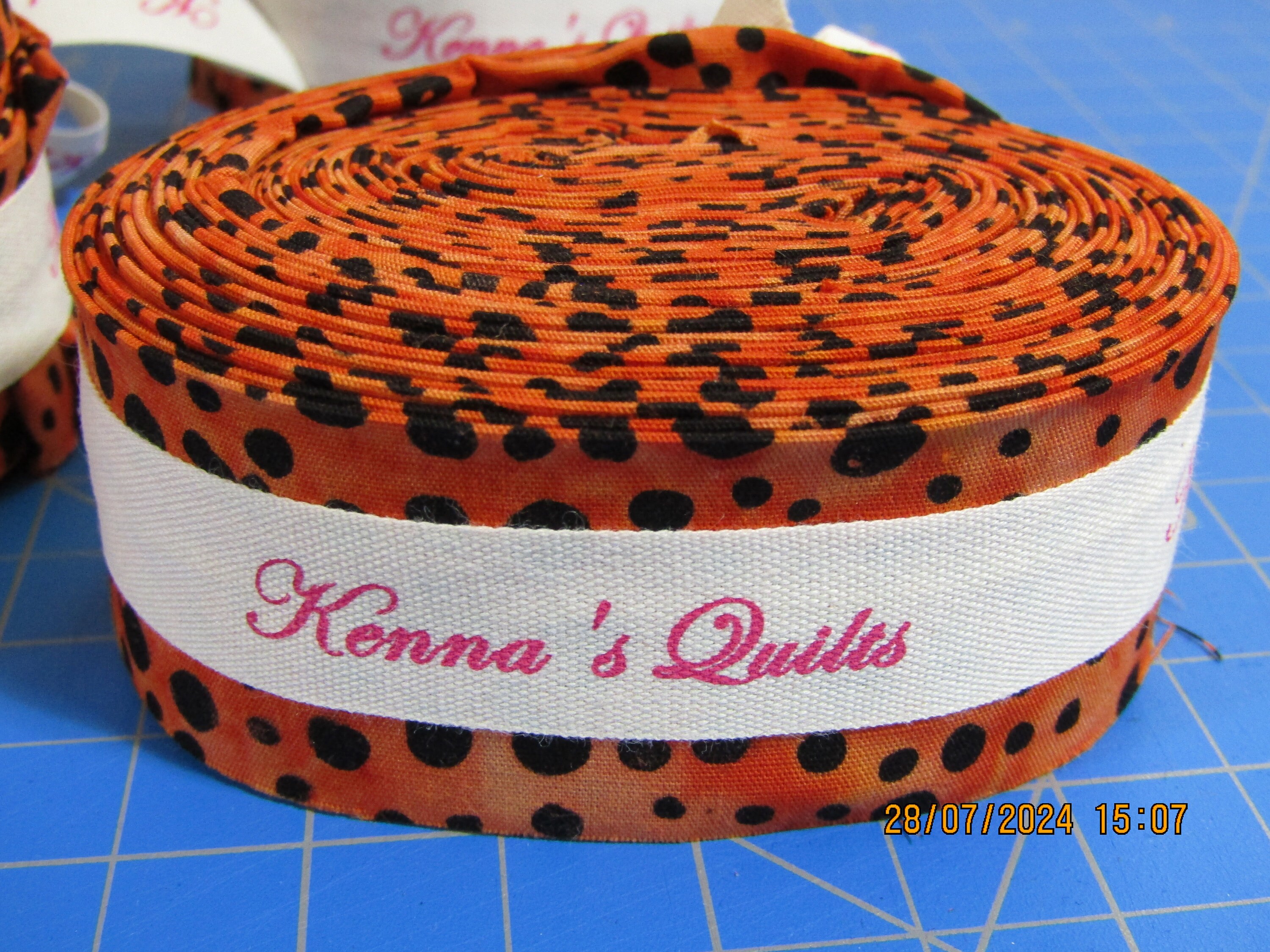 Batik Quilt Binding, Crib - King size, Dots pattern, 3 sizes to choose from- Orange & Black
