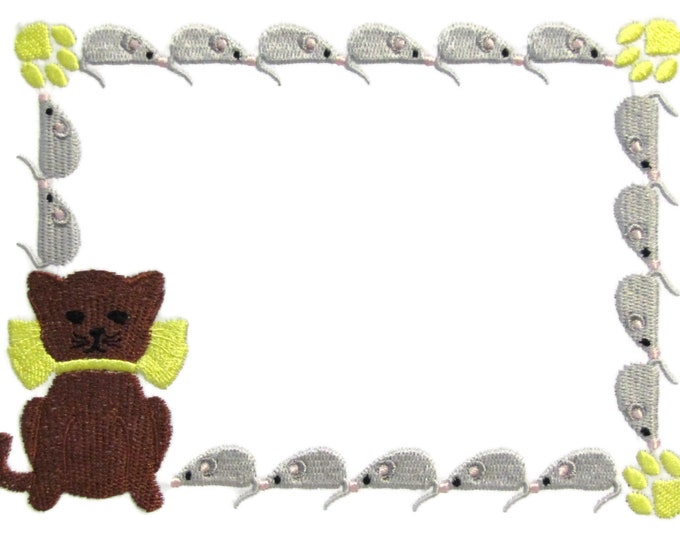 Cat & Mouse embroidered quilt label to customize with your personal message