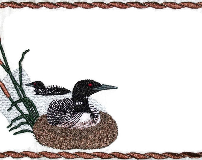 Nesting Loon embroidered quilt label, to customize with your personal message