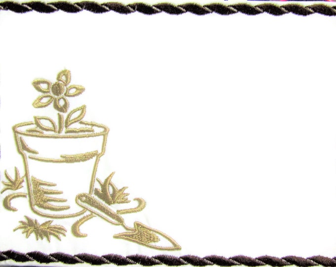 Garden Tools embroidered quilt label to customize with your personal message