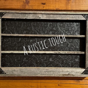 Belt Buckle Display Case - holds 15 buckles - Chocolate