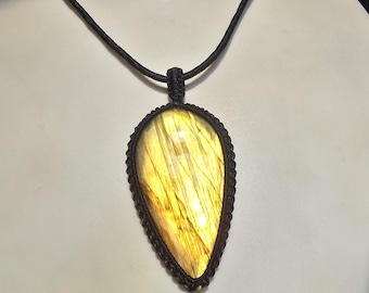 Unique Quality 100% Natural Multi Labradorite Macrame Loose Cabochon Gemstone, Labradorite Blue And Yellow Pendant Necklace 117 Ct 56X31X8 m
