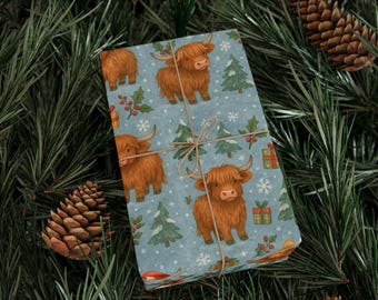Papel de regalo navideño con vacas de las Highlands / Estampado navideño de vacas, copos de nieve y regalos