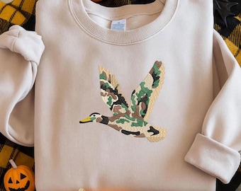 Mallard Duck Embroidery Design, Duck Hunting Machine Embroidery File, Camo Duck Embroidery Pattern, Flying Bird Stitch File