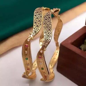 Pair Of Bangle/Stackable Bangle For Women/Bridesmaid Gift/Rajwadi Kangan/Statement Bangle/Bollywood Jewelry