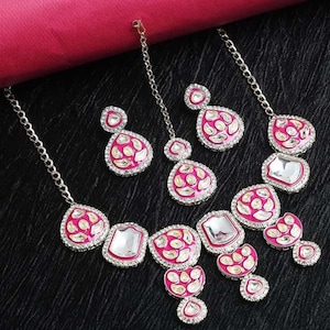 Handmade Kundan Choker Set: Traditional Indian Wedding Necklace