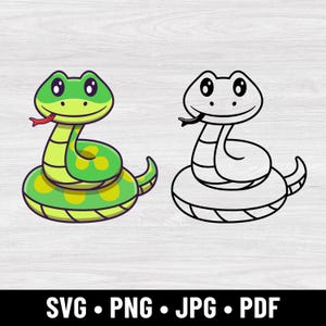 Op de afbeelding: Een cartoon illustratie van een groene slang met gele vlekken, een rode tong en grote ogen. Daarnaast een zwart-wit omtrek van dezelfde slang. De afbeelding bevat de tekst "SVG • PNG • JPG • PDF".