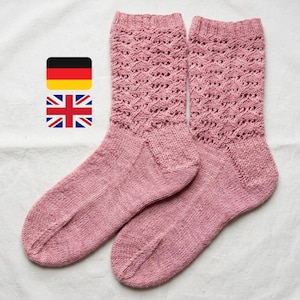 Strickmuster für Socken (PDF), strukturierte Damensocken mit Fersenklappe und Zwickel, Größen: S, M, L, Englisch, Deutsch