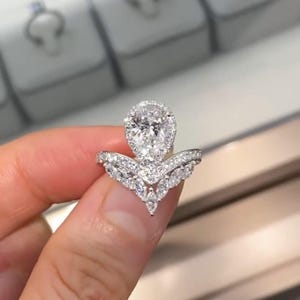 3 CT Pear Cut Moissanite Engagement Ring: Crown Setting, Solid Gold