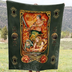 Die Wagen-Tarot-Karte Crushed Samt-Decke | Spirituelle Boho Wohndeko | New Age Stil | Mond, Sterne, Himmelskörper | Glänzendes Geschenk für Ihn Sie
