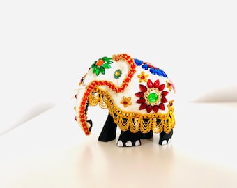 手彫りの木製象像：スリランカの職人による装飾品 - Etsy 日本