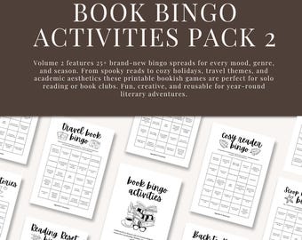 Pode incluir: Um conjunto de atividades de bingo de livros imprimíveis. O título diz "BOOK BINGO ACTIVITIES PACK 2". As cartelas de bingo apresentam temas como viagens, leitura aconchegante e reinício da leitura. O texto diz "Download instantâneo".