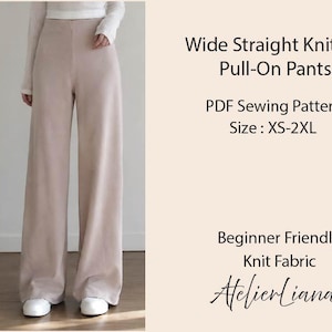 Può includere: Pantaloni ampi in maglia beige. I pantaloni sono a slip-on e hanno un design a gamba dritta. L'immagine include anche il testo "Wide Straight Knit Long Pull-On Pants" e "PDF Sewing Pattern".