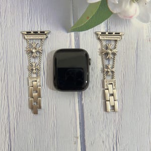 Y2k Crystal Cross Apple Watch Band, Silver Metal Chain Bracelet, Punk Watch Strap,Watch Strap with Cross Charms,Silver Metal Strap