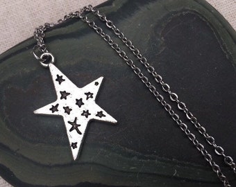 SALE - Silver Star Necklace - Silver Star Pendant - Celestial Jewelry Gifts - Starry Night Jewelry - Unique Star Necklace