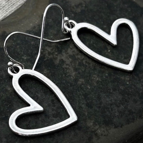 SALE - Silver Heart Earrings - Heart Dangle Earrings - Modern Heart Earrings - Heart Drop Earrings - Silver Heart Jewelry Gifts - Love Gifts