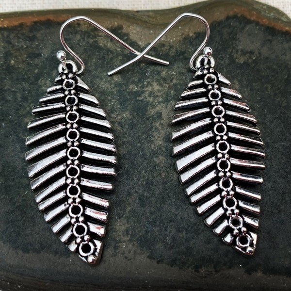 Wire Leaf Earrings Etsy