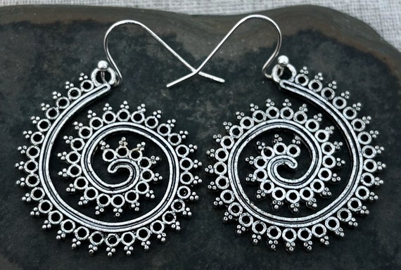 Bali Handmade Weave Pattern Curled Drop Earrings Sterling Silver Bali Handmade Weave Pattern Curled Drop Earrings Sterling Silver