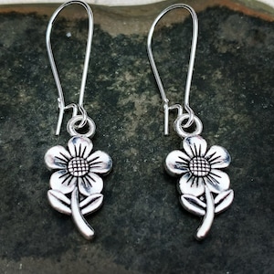 Flower Dangle Earrings - Dainty Flower Earrings - Silver Flower Earrings - Little Flower Earrings - Flower Jewelry Gifts - Gifts For Her -