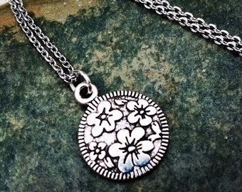 SALE - Floral Disc Necklace - Flower Pendant Necklace - Flower Disc Necklace - Flower Disc Necklace - Silver Flower Pendant Necklace