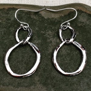 Silver Dangle Earrings - Geometric Silver Earrings - Modern Drop Earrings - Minimalist Dangle Earrings - Silver Infinity Earrings